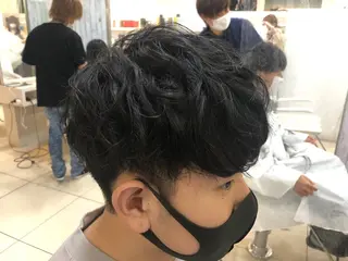 ショート パーマ メンズ 韓国風メンズ/毛流れ ヘアなら須田龍世のヘアスタイル
