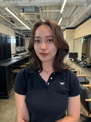 ミディアム カラー 🕊️レイヤーカット 透明感カラー GOのヘアスタイル