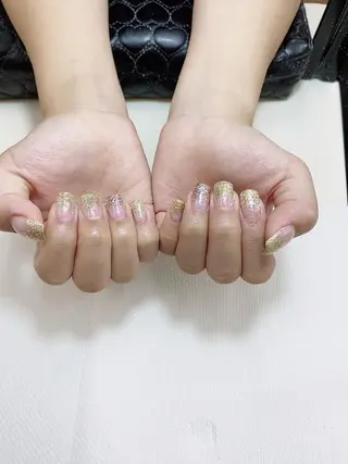 ネイル マックスケリー梅田店所属・佐橋 友美のネイルデザイン