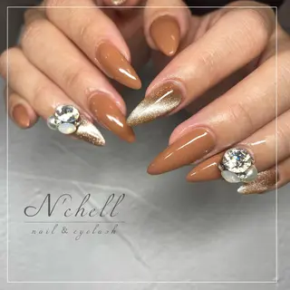 ネイル Nailist Aoiのネイルデザイン