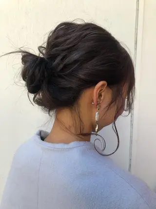 セミロング ヘアアレンジ 女性に人気♪ はやしほのかのヘアスタイル