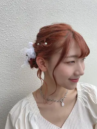 ミディアム ヘアアレンジ ヘアセット🎀耳つぼ 👂💎MONAMIのヘアスタイル