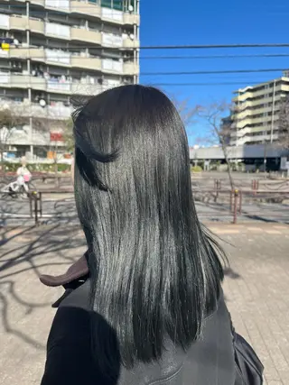 カラー 関谷 航太のヘアスタイル