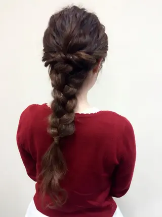 ロング ヘアアレンジ 沢田 瞳のヘアスタイル