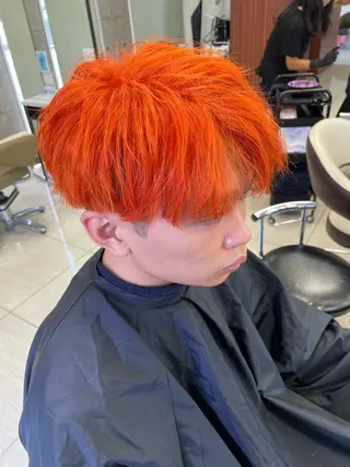 カラー メンズ 色川 優斗《髪質改善》のヘアスタイル