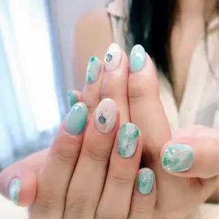 ネイル パラジェル lira nailのネイルデザイン