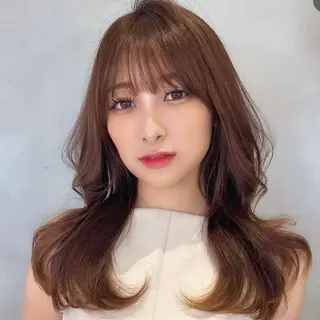 ロング としき/韓国/透明 感カラー/美髪矯正のヘアスタイル