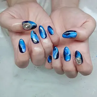 ネイル 金井 奈々のネイルデザイン