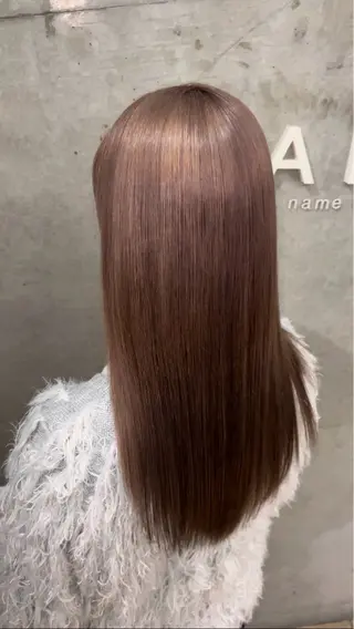 カラー 梅田 ダブルカラー 大畑 蒼空のヘアスタイル