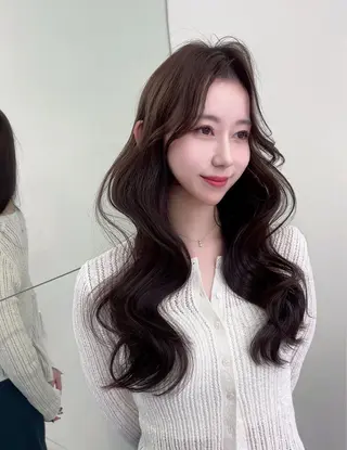 セミロング 韓国ヘア/髪質改善 TAKAHIROのヘアスタイル