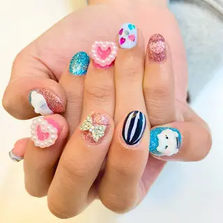 ネイル Kira-ra所属・Kira-ra💎 KIRARIのネイルデザイン