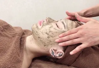 医療提携×美容整体 小顔ハイフピーリングのエステ・リラクイメージ