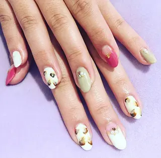 ネイル juedi nail(木曜日のネイル)所属・juedi nail 〜木曜日のネイル〜のネイルデザイン