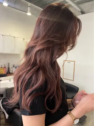 ロング 透明感カラー・ 髪質改善🩵イケダのヘアスタイル