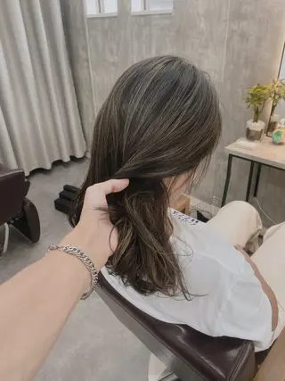 セミロング カラー 1席のみの 美容室IKKIのヘアスタイル