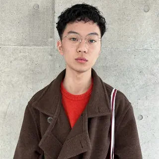 ショート パーマ メンズ 鈴木 隼人のヘアスタイル