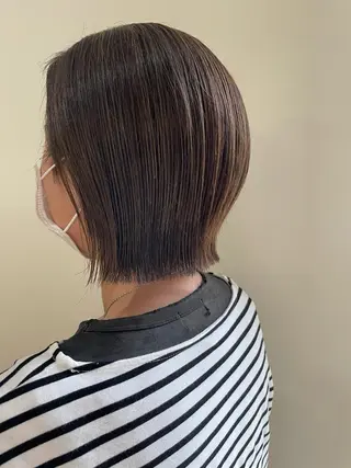 ミディアム カラー 相原 美咲のヘアスタイル