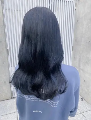 ロング カラー ヘアアレンジ 韓国レイヤーカット/ 儚げカラーチナツのヘアスタイル