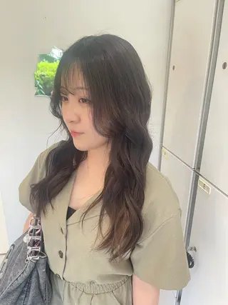 セミロング カラー HAIR&MAKE  EARTH若葉台店所属・ICHIRI" 艶カラー/縮毛矯正のヘアスタイル