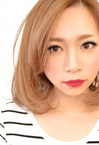 ミディアム カラー 🌈プチッと変身🌈 変化あるスタイルへのヘアスタイル