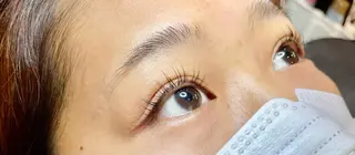 マツエク・マツパ amour所属・amour ERIKAのマツエク・マツパデザイン