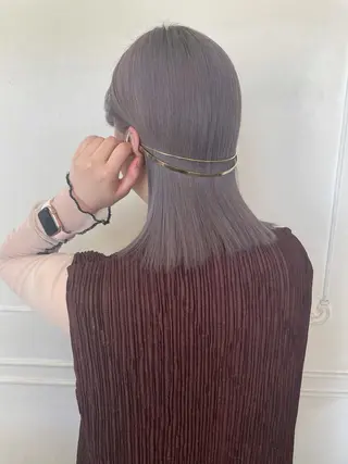 ミディアム カラー アオキ リノのヘアスタイル