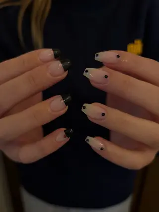 ネイル soi.__mako ⠀のネイルデザイン