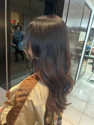 ロング サロンドボーテレイ所属・タナカ Tanakaのヘアスタイル