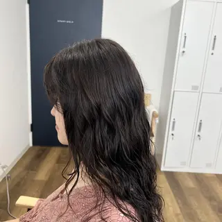 ロング YUCCA 茨木のヘアスタイル