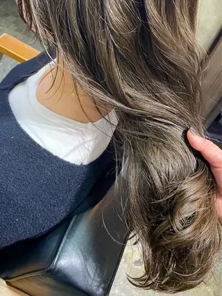 ロング くすみカラー♡ Yuukaのヘアスタイル