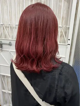 カラー white.所属・white.梅田 デザインカラー🦄のヘアスタイル