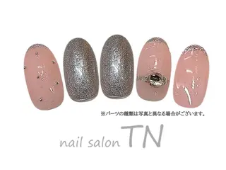 ネイル 矢川 まどかのネイルデザイン