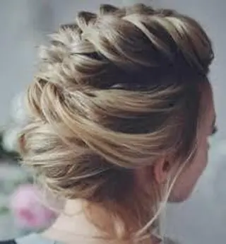 ヘアアレンジ 塩谷 千晶のヘアスタイル