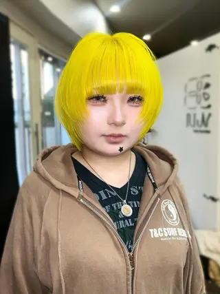 ショート カラー null 《 栞 》のヘアスタイル