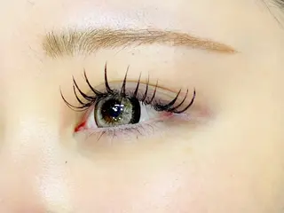 マツエク・マツパ ヘアメイクピカソ所属・ヘアメイクピカソ 髙井久美のマツエク・マツパデザイン