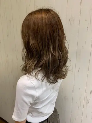 ミディアム カラー EARTHセンター南店所属・小笠原 愛美のヘアスタイル