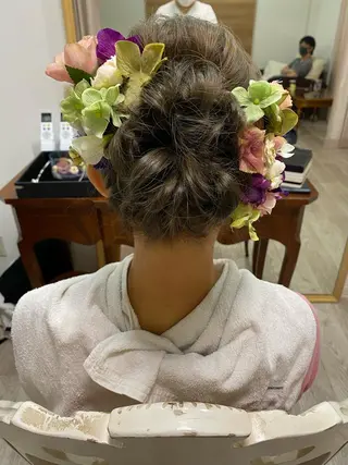 ミディアム The Best Beauty受付担当のヘアスタイル