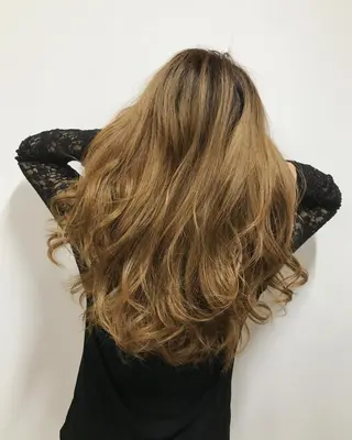 ロング カラー パーマ ヘアアレンジ ami by Absolute所属・🐠店長 二田直人🐠のヘアスタイル