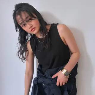 ロング 鈴木瑛里／ブロンド ベージュ／男女のヘアスタイル