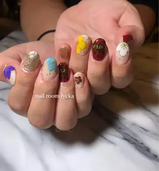 ネイル ﾈｲﾙﾙｰﾑﾘｯｶ 𝐦𝐚𝐲𝐮のネイルデザイン