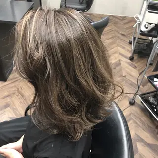 ミディアム カラー ヘアアレンジ 山崎 義弘のヘアスタイル