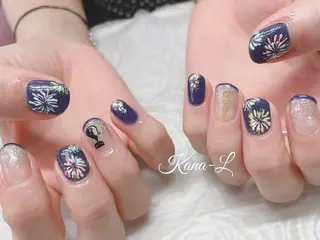 ネイル 芦辺 香奈のネイルデザイン