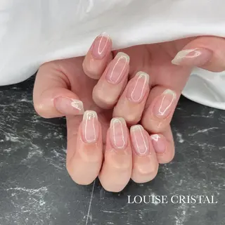 ネイル LOUISE CRYSTALのネイルデザイン