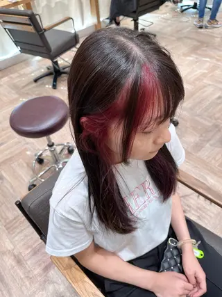 セミロング カラー AVANCE.西宮北口所属・AVANCE. 古川楓のヘアスタイル