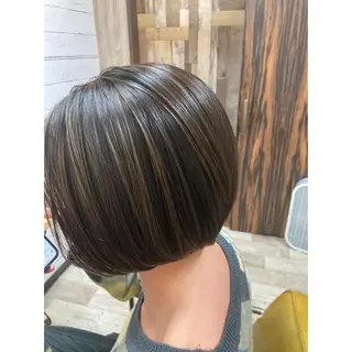 ショート カラー TORI 三宮所属・松田 剛のヘアスタイル