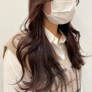 セミロング 韓国ネイル🤍 イワサキ　リコ🍒のネイルデザイン