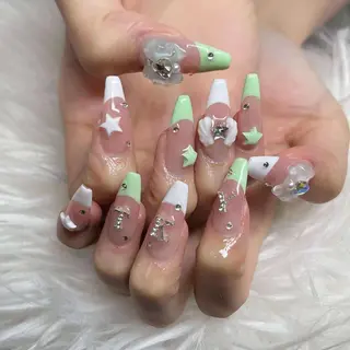 ネイル ANH NAIL ゴテゴテ専門店💎のネイルデザイン