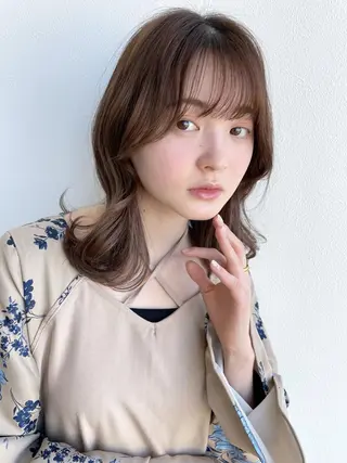 セミロング カラー 似合わせ/小顔/ 韓国✨KAITOのヘアスタイル