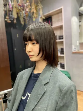 ミディアム gite KOHOKU所属・髪質改善レイヤー/ 雨のヘアスタイル