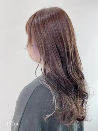 ロング 新宿/小顔レイヤー/ 顔まわり/西慶太朗のヘアスタイル